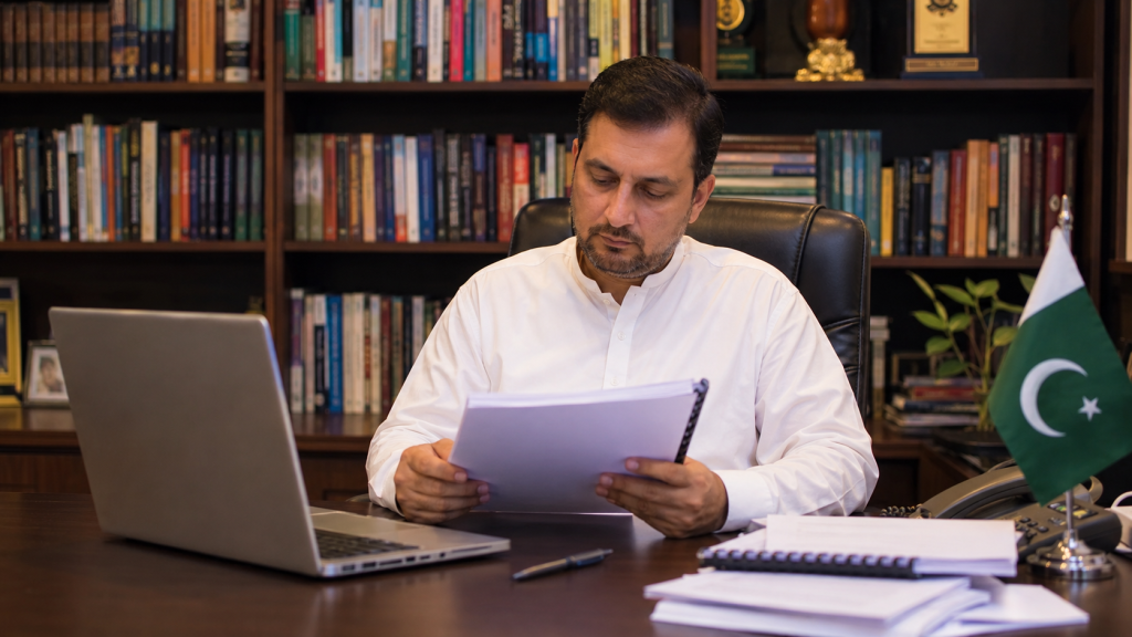 PhD thesis writing services in Pakistan by Qundeel Academic Consultancy Gujranwala